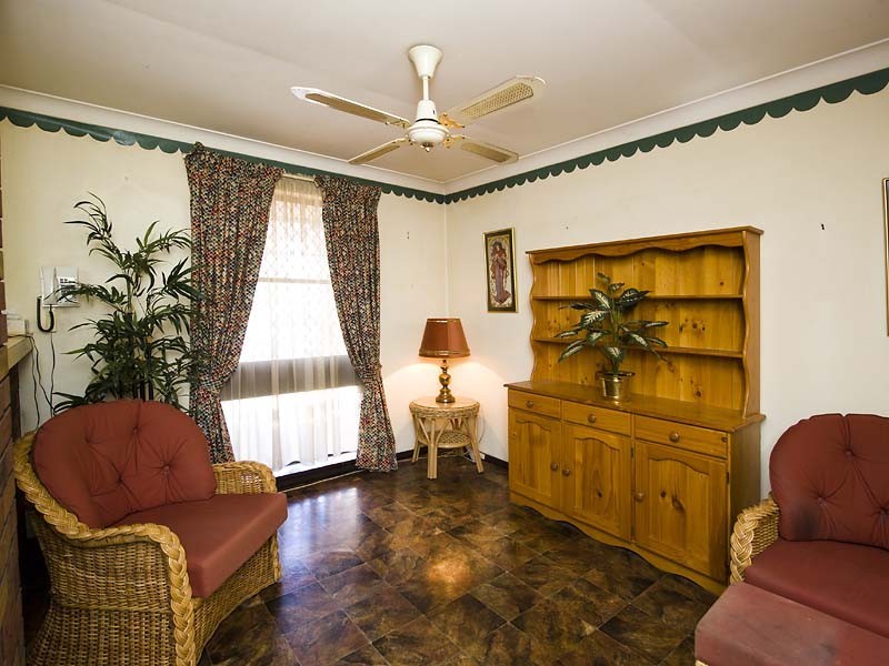 87  Clydesdale street, Como WA 6152