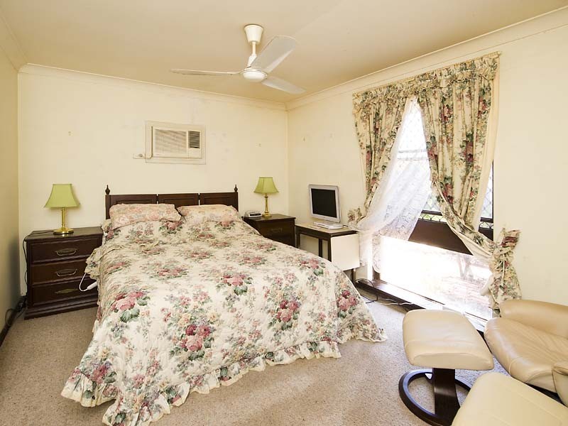 87  Clydesdale street, Como WA 6152