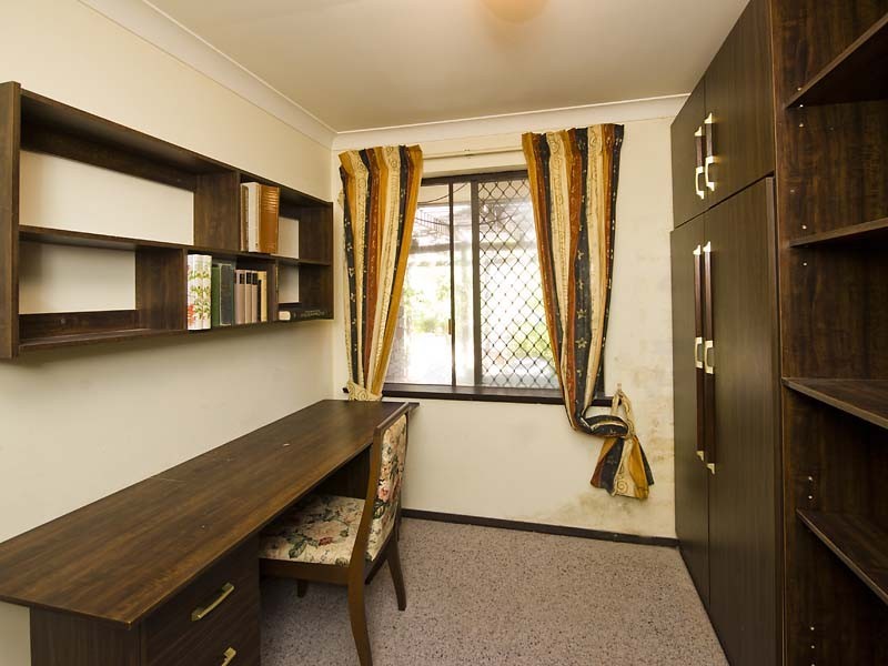 87  Clydesdale street, Como WA 6152