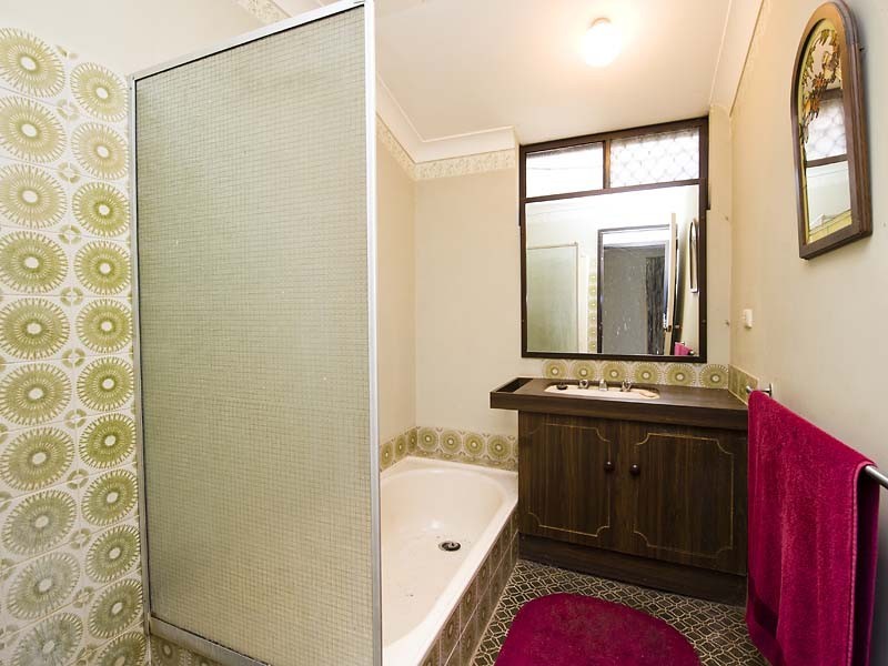 87  Clydesdale street, Como WA 6152