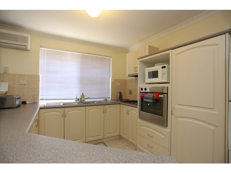 24A Andrews Road, Wilson WA 6107