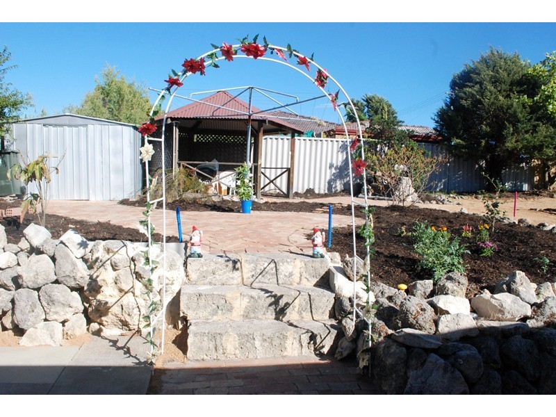 124 Portcullis Drive, Willetton WA 6155