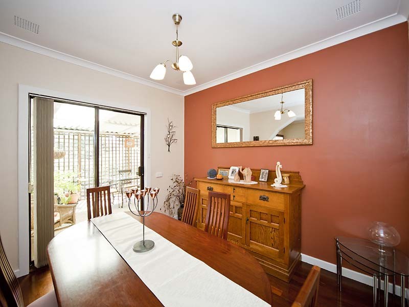 59 Hopkinson Way, Wilson WA 6107