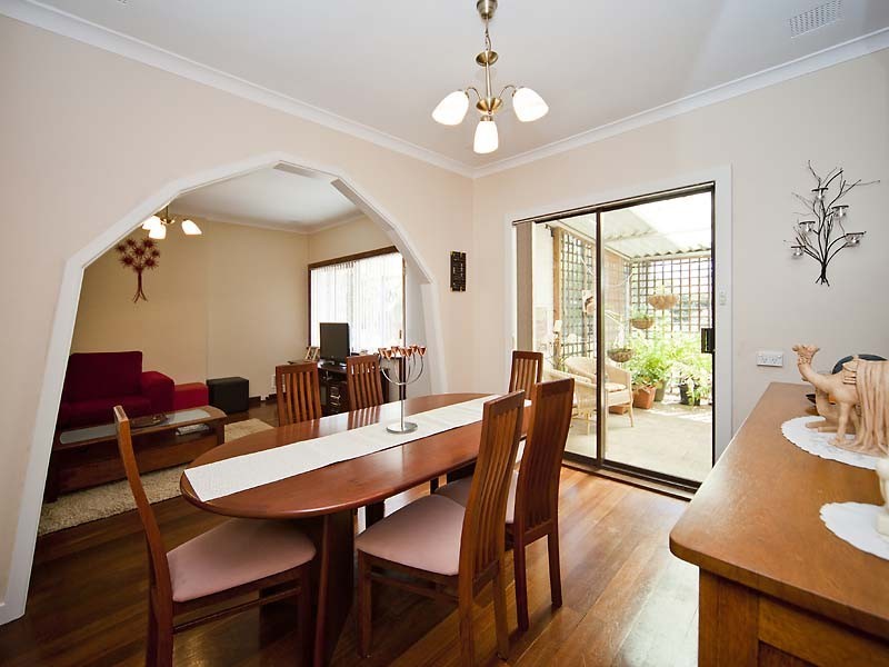 59 Hopkinson Way, Wilson WA 6107