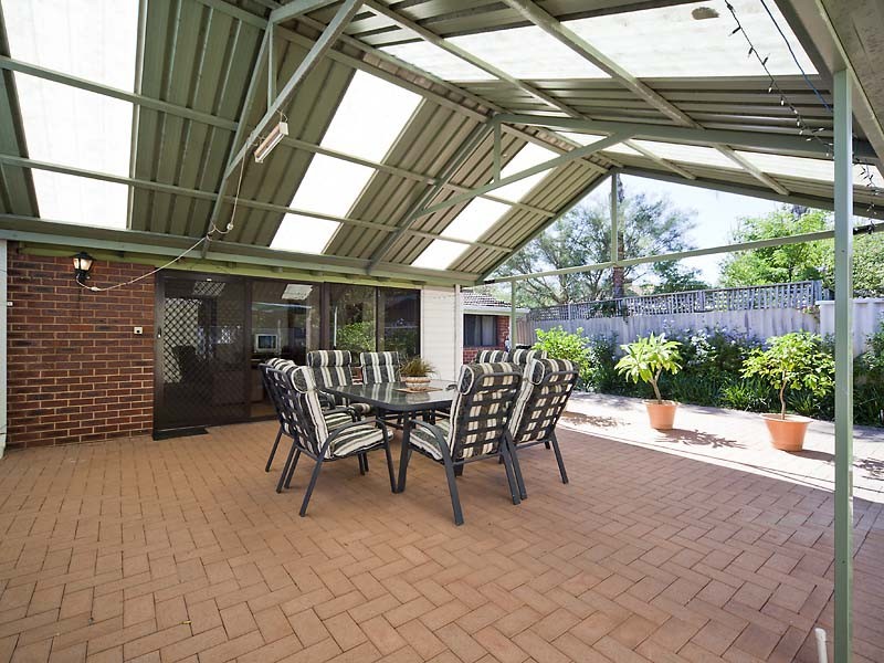 59 Hopkinson Way, Wilson WA 6107