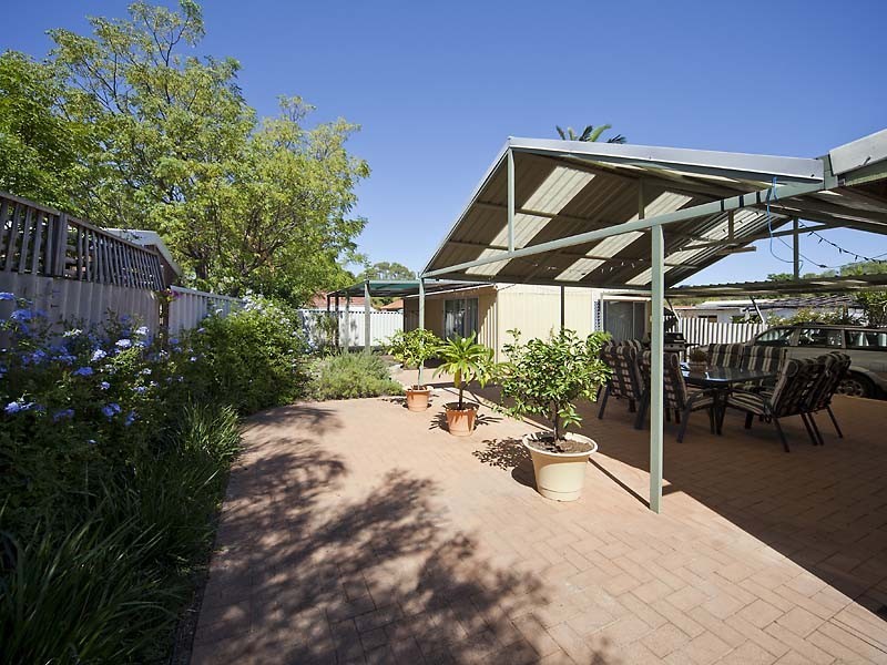 59 Hopkinson Way, Wilson WA 6107