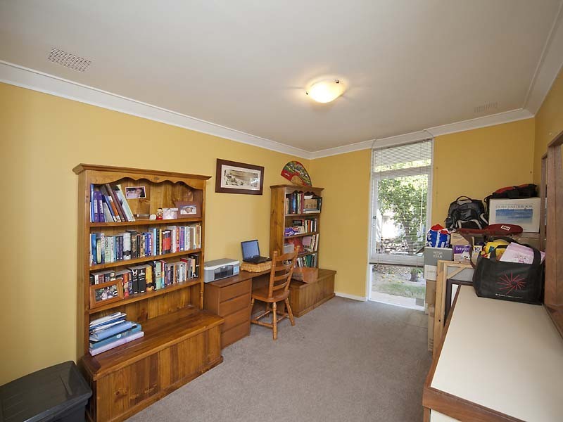 9 Fulman Way, Lynwood WA 6147