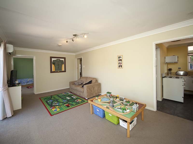 9 Fulman Way, Lynwood WA 6147
