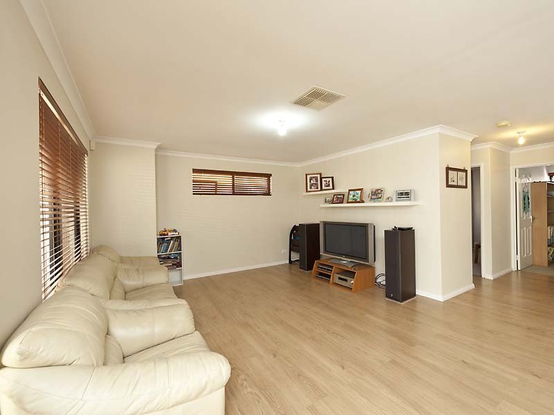 19A Dewey Street, Shelley WA 6148