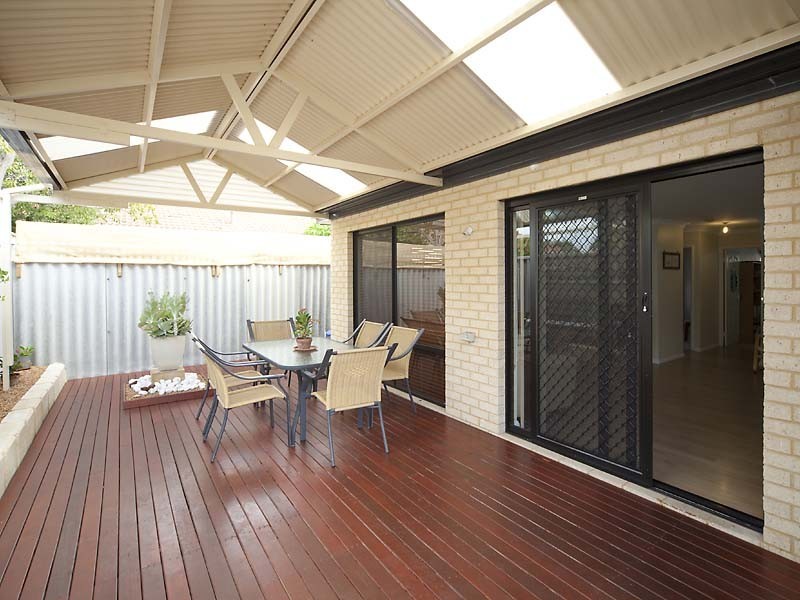 19A Dewey Street, Shelley WA 6148