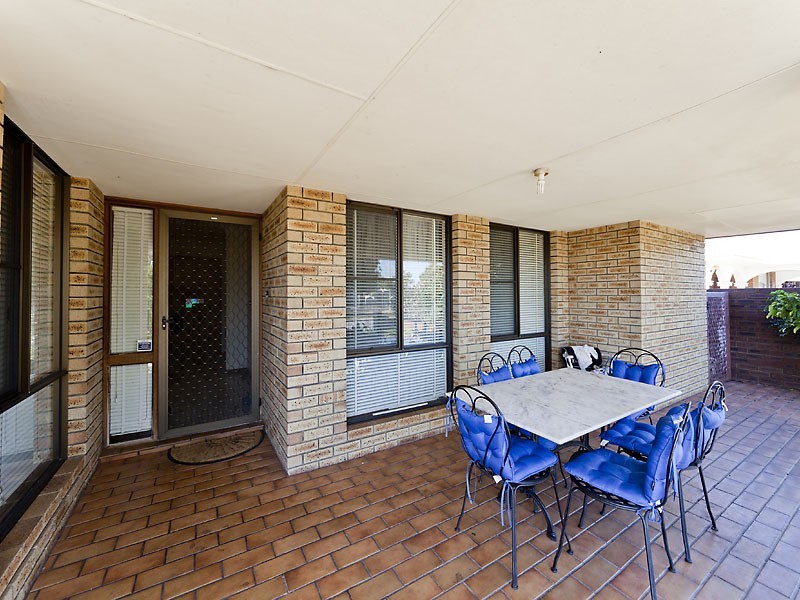 304 Railway Parade, East Cannington WA 6107