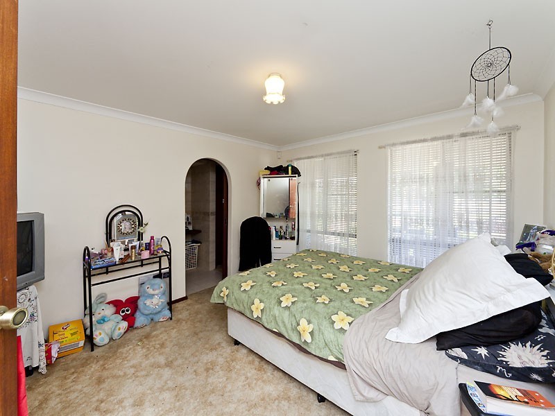 304 Railway Parade, East Cannington WA 6107