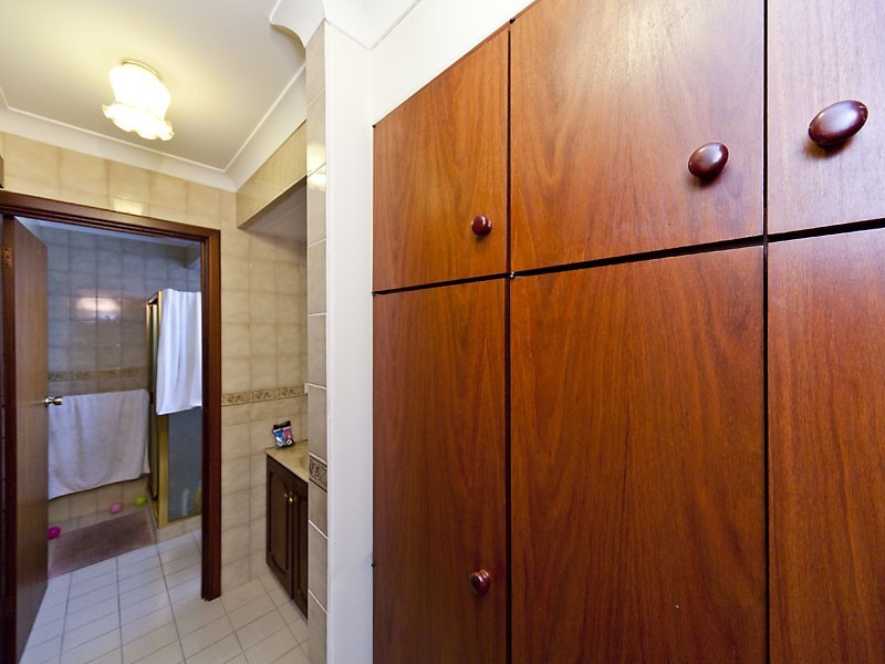 304 Railway Parade, East Cannington WA 6107