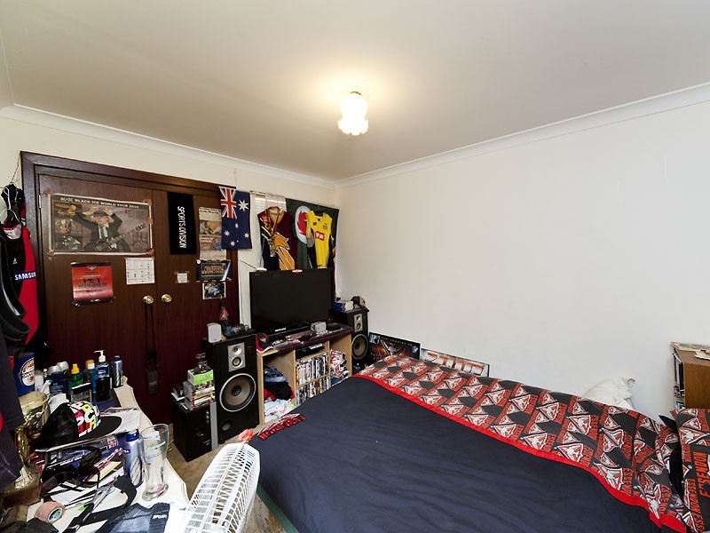 304 Railway Parade, East Cannington WA 6107