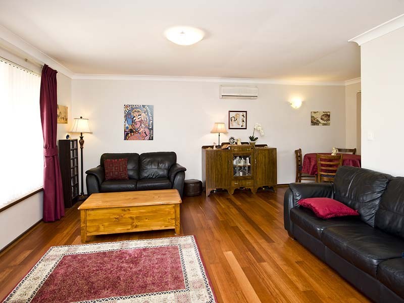 4/66 Barbican Street West, Shelley WA 6148