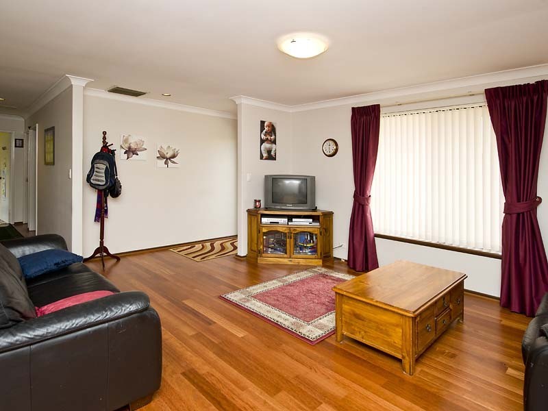 4/66 Barbican Street West, Shelley WA 6148