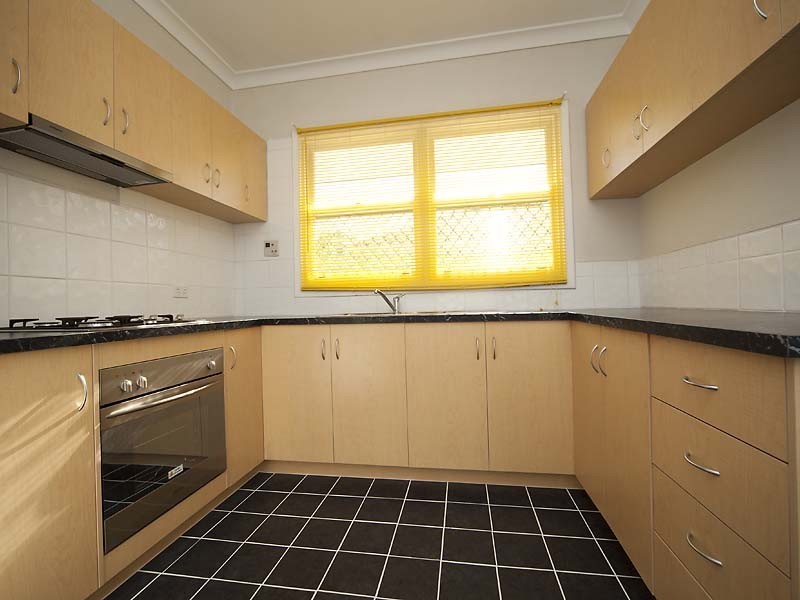 19 Teaguer Street, Wilson WA 6107