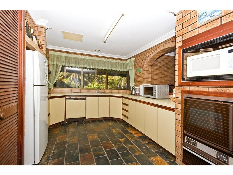 25 Surrey Road, Wilson WA 6107