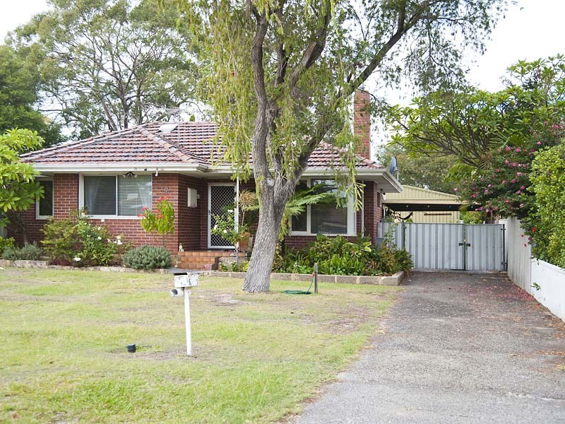 8  Coulson Street, Wilson WA 6107