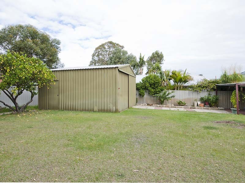 8  Coulson Street, Wilson WA 6107