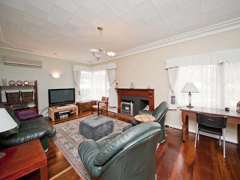 47A Victoria Street, St James WA 6102