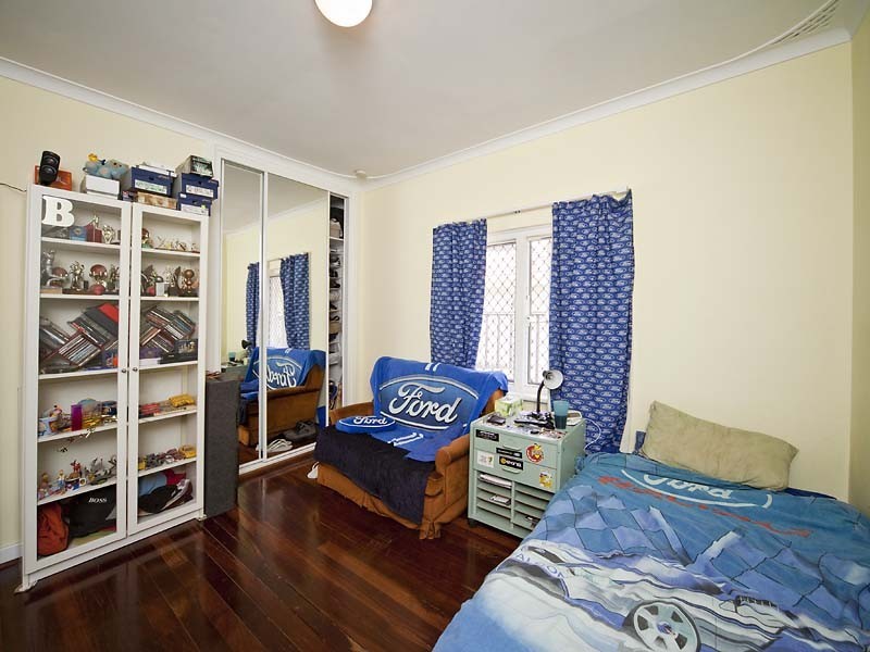 47A Victoria Street, St James WA 6102