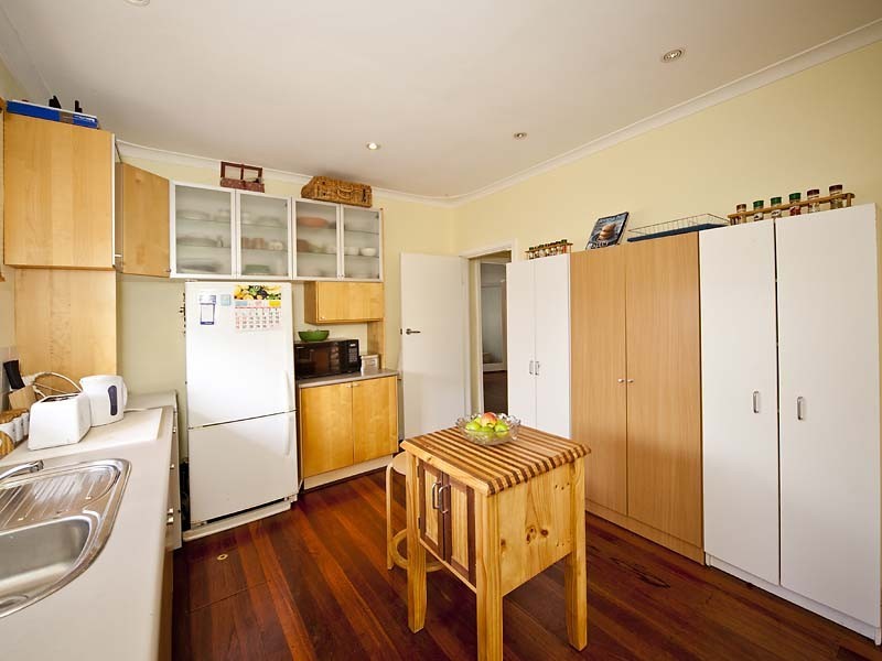 47A Victoria Street, St James WA 6102