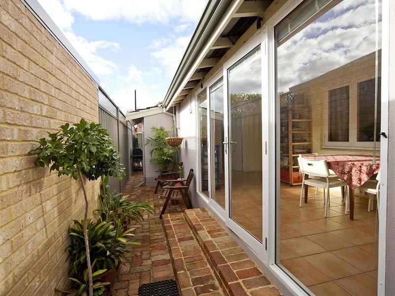 47A Victoria Street, St James WA 6102