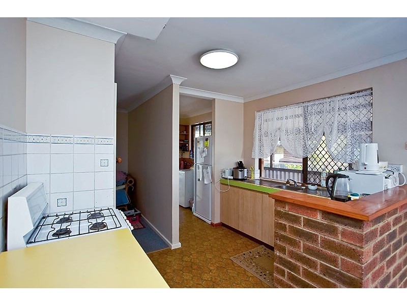 2 Farrawa Close, Cannington WA 6107