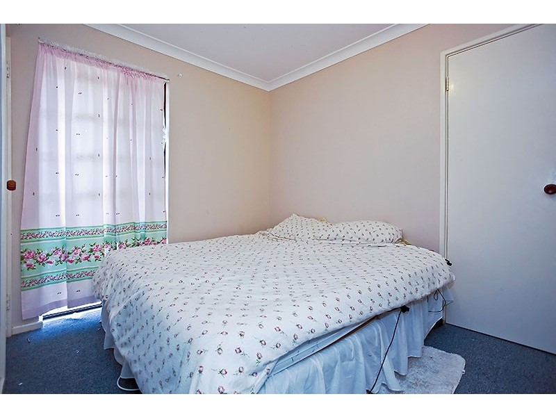 2 Farrawa Close, Cannington WA 6107