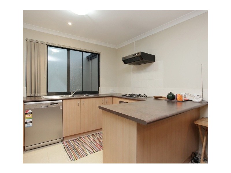 7/42 Norman Street, St James WA 6102