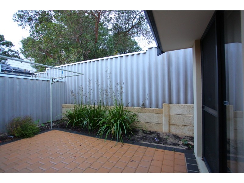 7/42 Norman Street, St James WA 6102