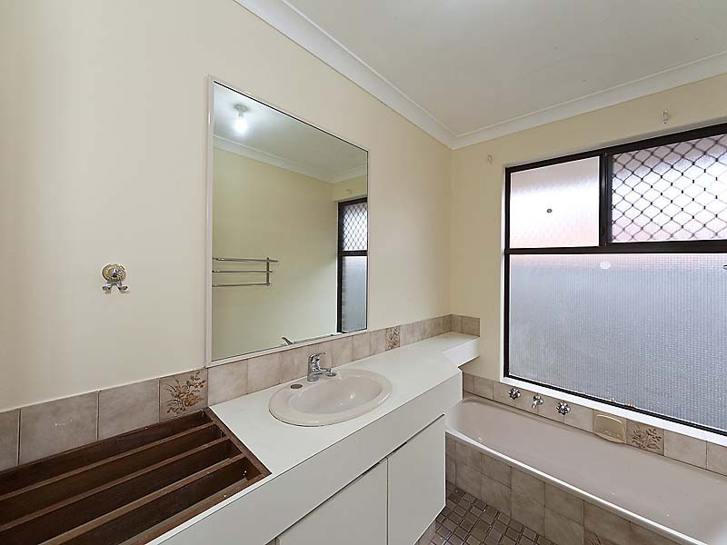 27  Farleigh Drive, Willetton WA 6155