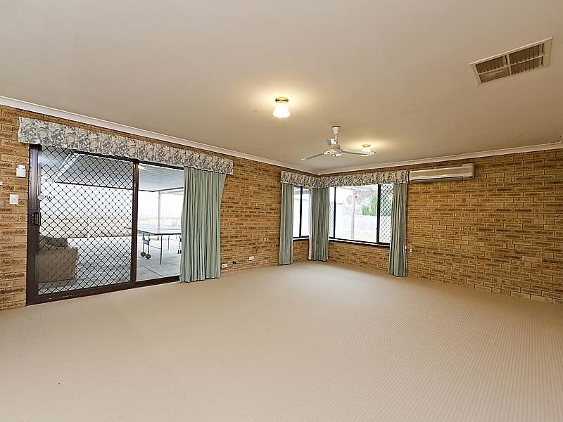 27  Farleigh Drive, Willetton WA 6155