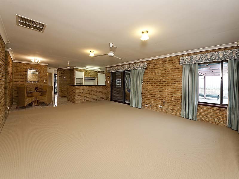 27  Farleigh Drive, Willetton WA 6155