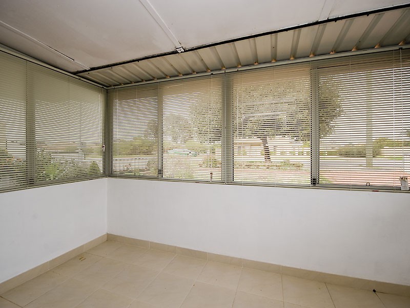 128 Barbican Street East, Shelley WA 6148