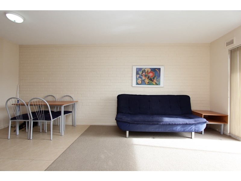 4/1045 Albany Highway, St James WA 6102