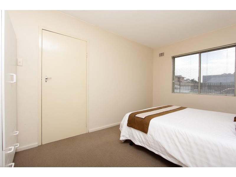 4/1045 Albany Highway, St James WA 6102