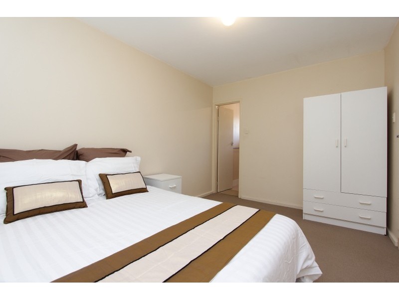 4/1045 Albany Highway, St James WA 6102