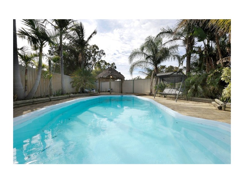 25 Abercorn Road, Forrestfield WA 6058