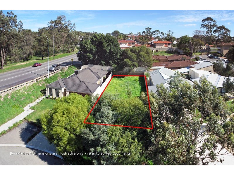 18 Robinson Street, Fremantle WA 6160