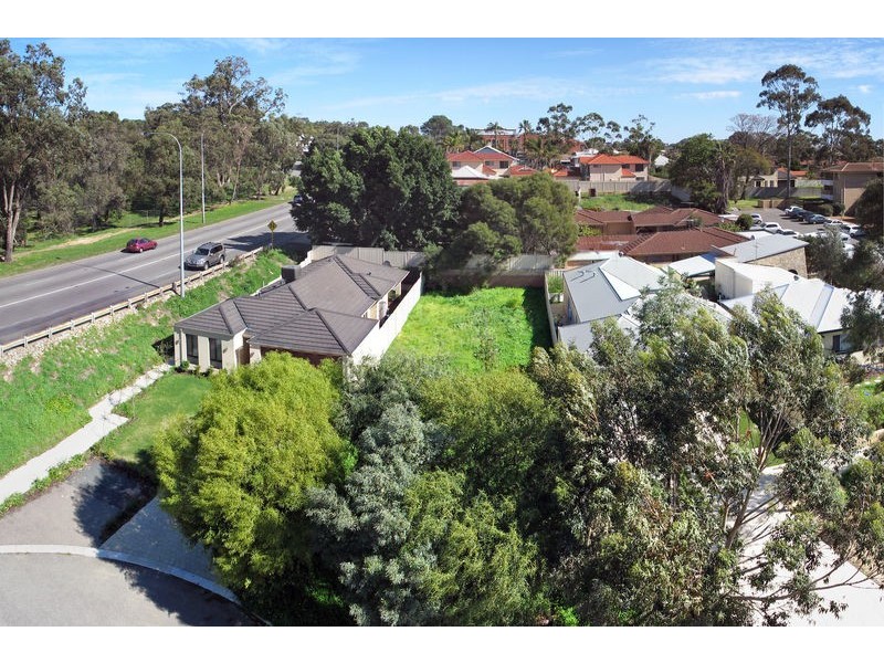 18 Robinson Street, Fremantle WA 6160