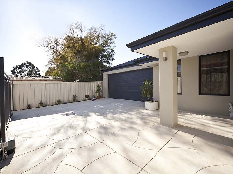 42A Hooson Way, Wilson WA 6107