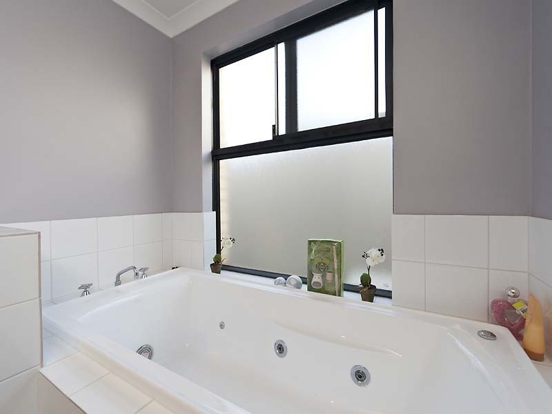 42A Hooson Way, Wilson WA 6107