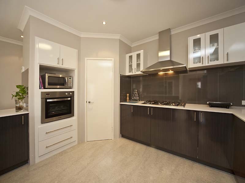 42A Hooson Way, Wilson WA 6107