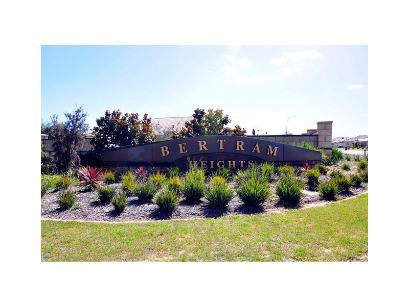 1 Everglades Link, Bertram WA 6167