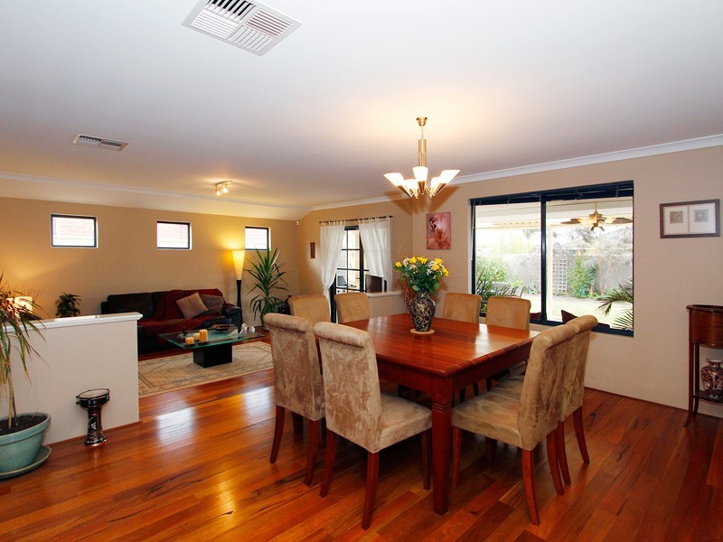 8 Big Springs Road, Southern River WA 6110