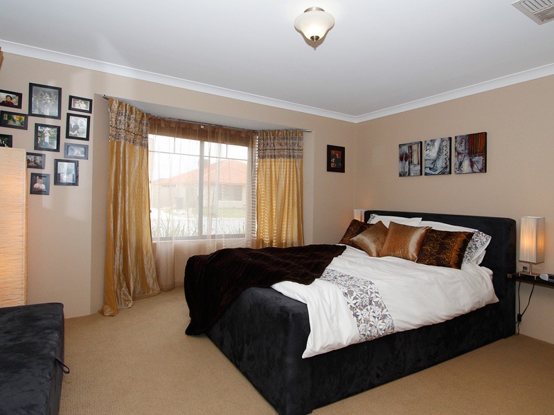 8 Big Springs Road, Southern River WA 6110