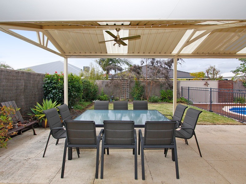 8 Big Springs Road, Southern River WA 6110