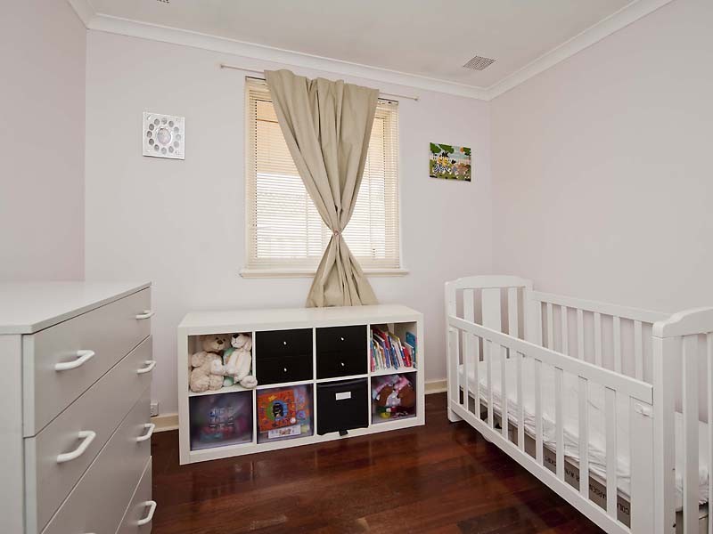 7 Holford Way, Wilson WA 6107